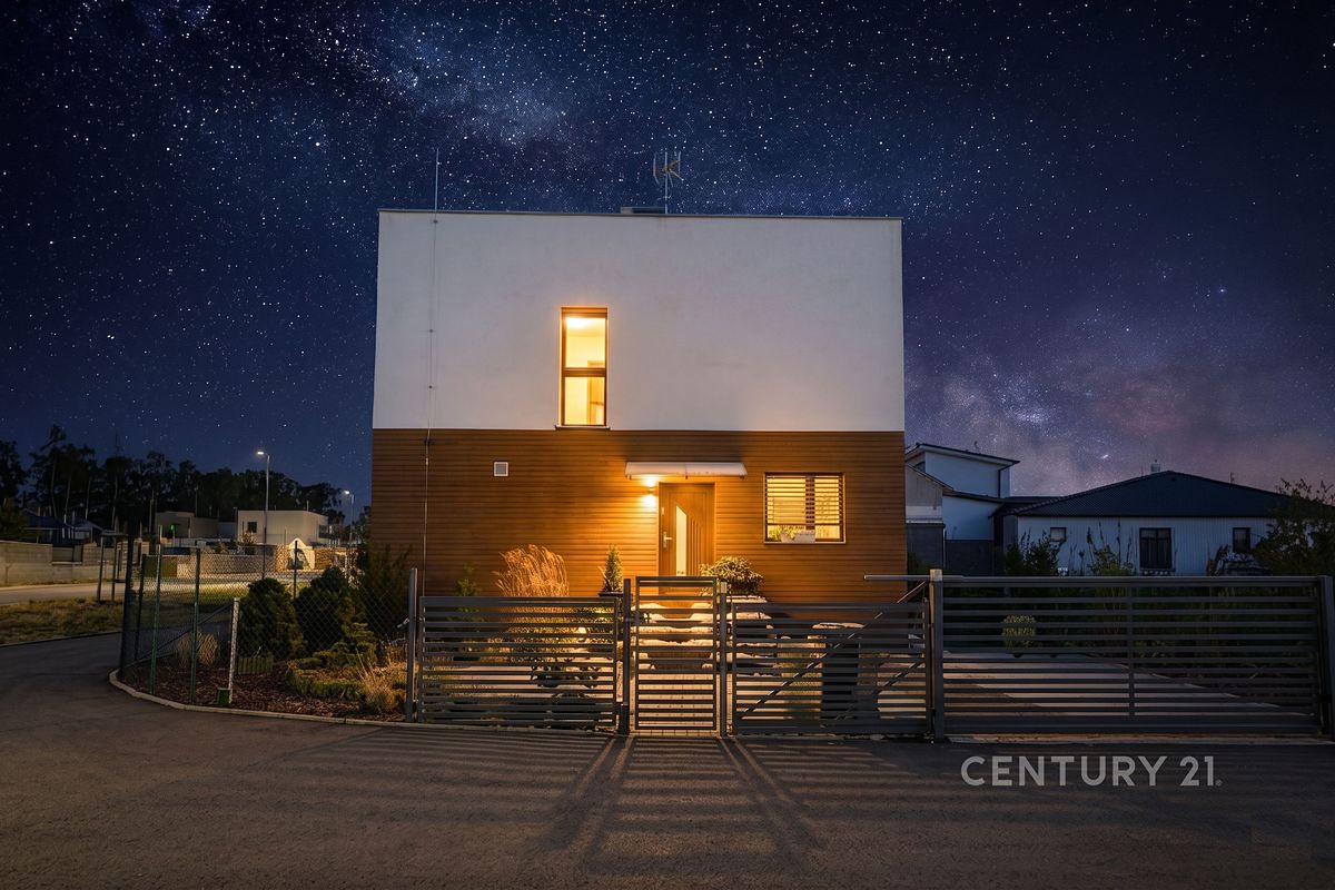 Prodej rodinného domu 150 m², pozemek 583 m² – fotografie 2