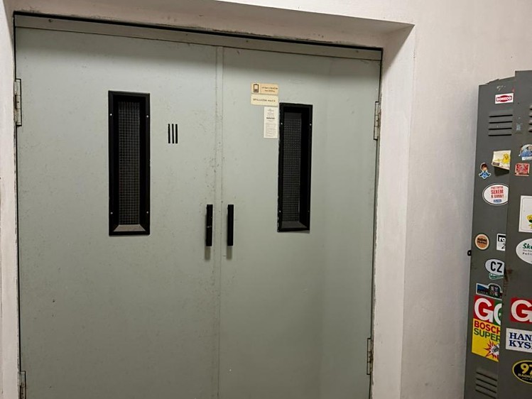 Pronájem komerčního prostoru, 200 m² (27 z 50)