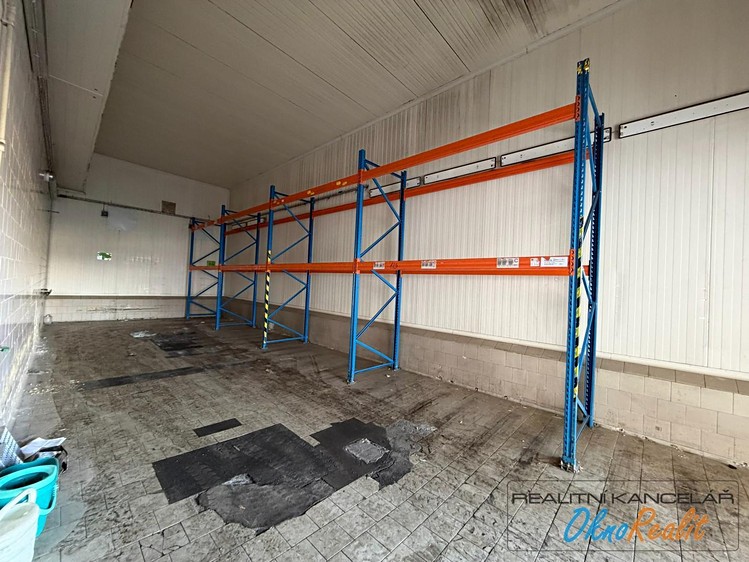 Pronájem komerčního prostoru, 200 m² (36 z 50)
