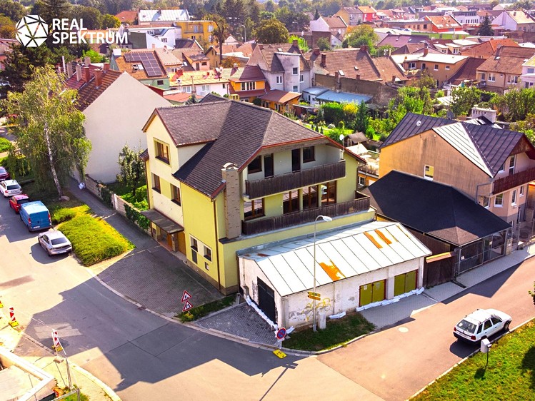Prodej komerčního prostoru, 378 m² (4 z 21)