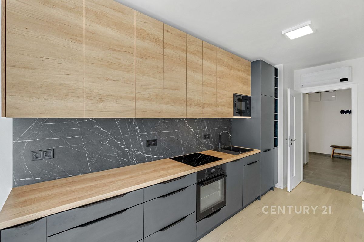 Pronájem bytu 2+kk 56 m²