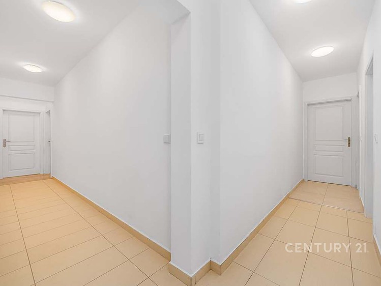 Квартира 5+kk на продаж, 119 м² (19 з 35)
