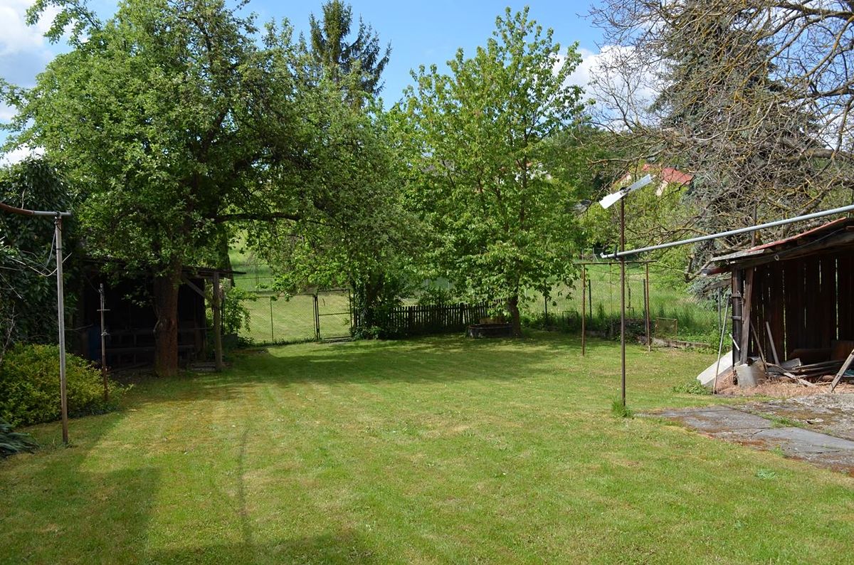 Prodej rodinného domu 143 m², pozemek 1400 m² – fotografie 2