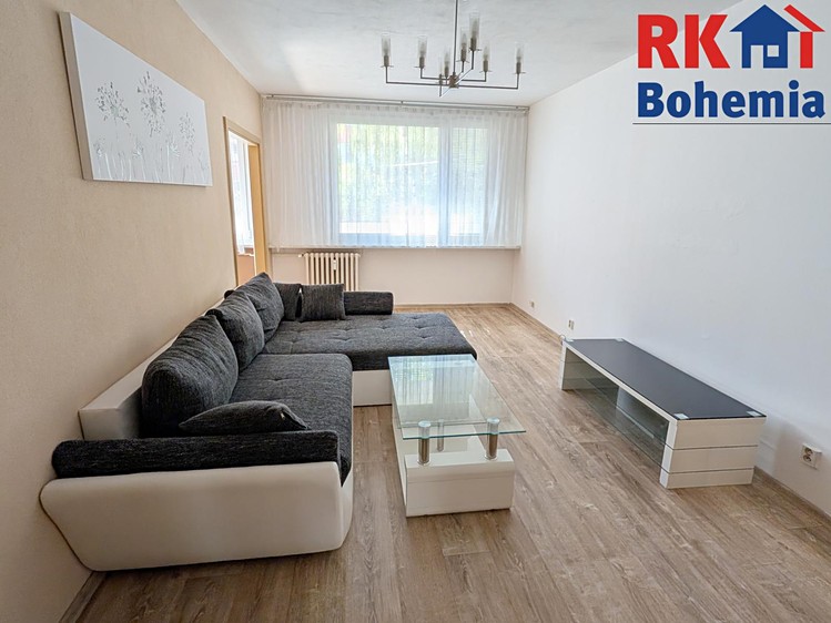 Pronájem bytu 3+1, 80 m² (2 z 14)
