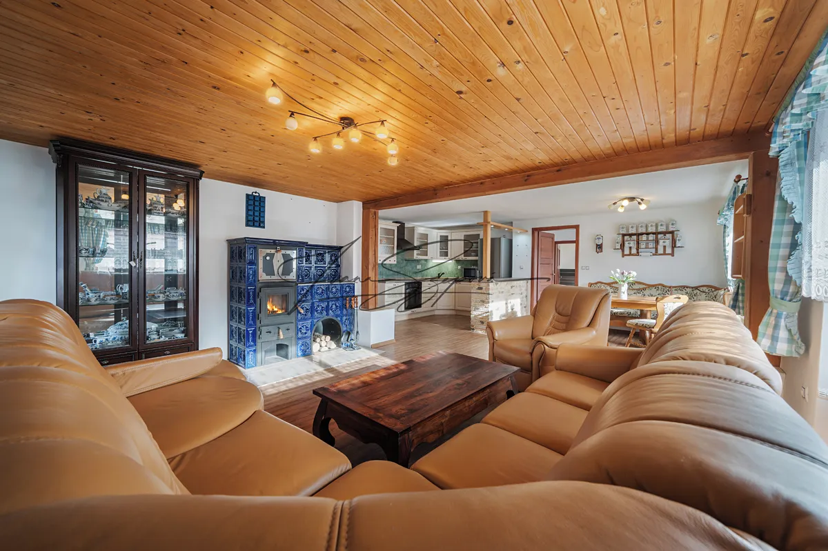 Prodej rodinného domu 208 m², pozemek 516 m²