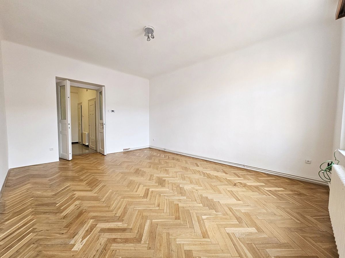 Pronájem bytu 2+kk 58 m² – fotografie 5