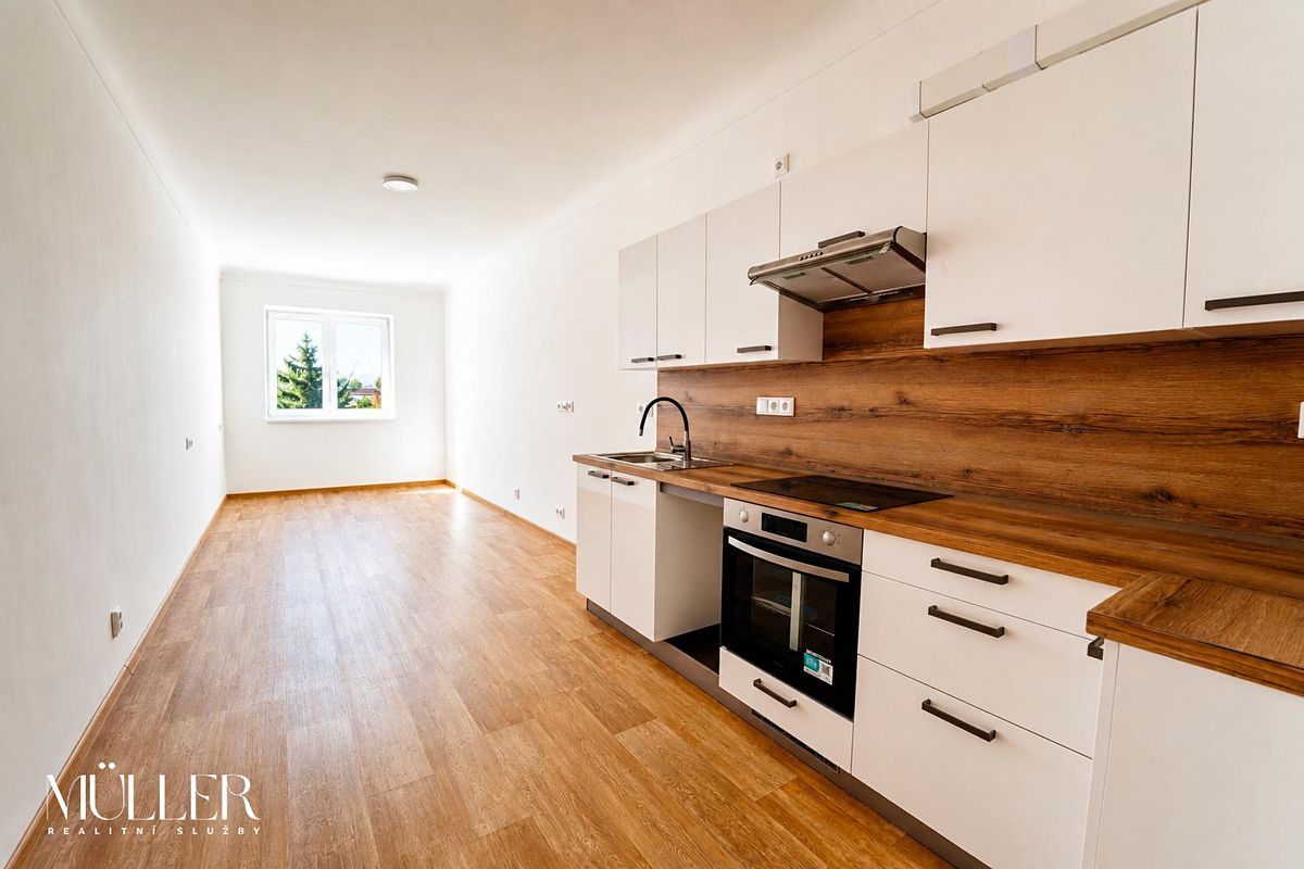 Pronájem bytu 1+kk 28 m²