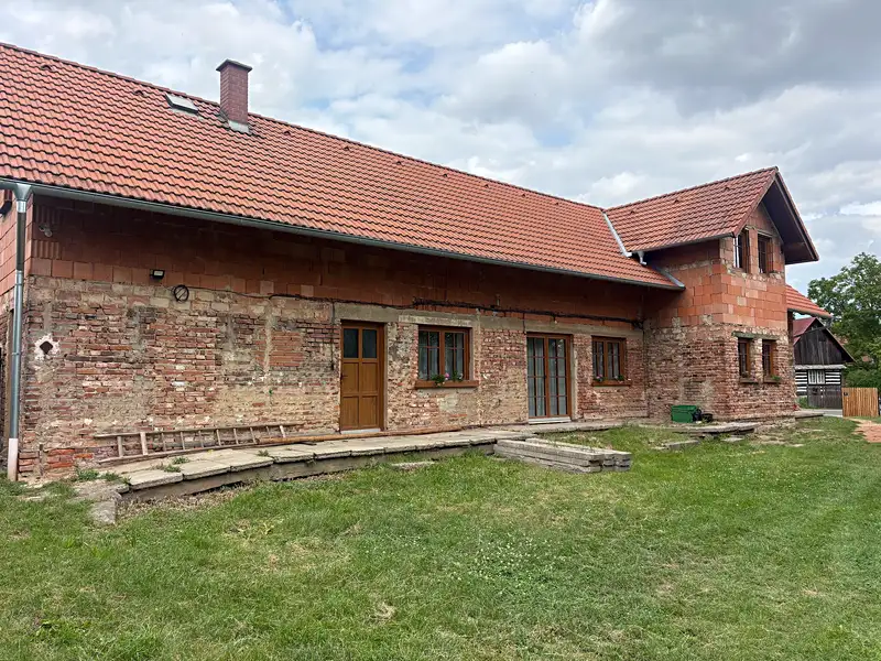 Prodej zemědělské usedlosti 300 m², pozemek 12160 m², Sobotka – náhled fotky 1