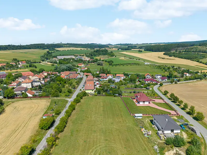 Prodej stavebního pozemku 670 m², Žďár – náhled fotky 3