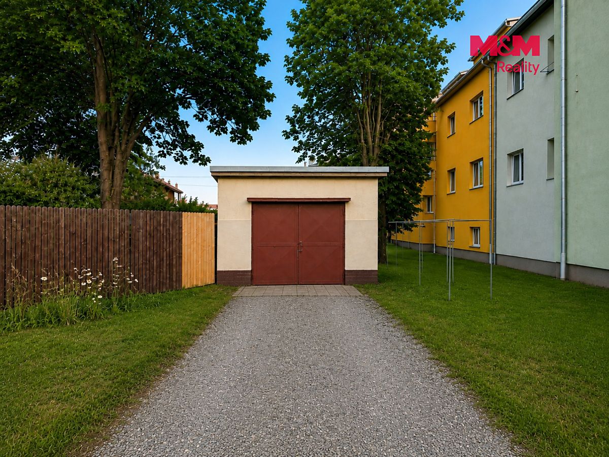 Prodej garáže 28 m² – fotografie 3