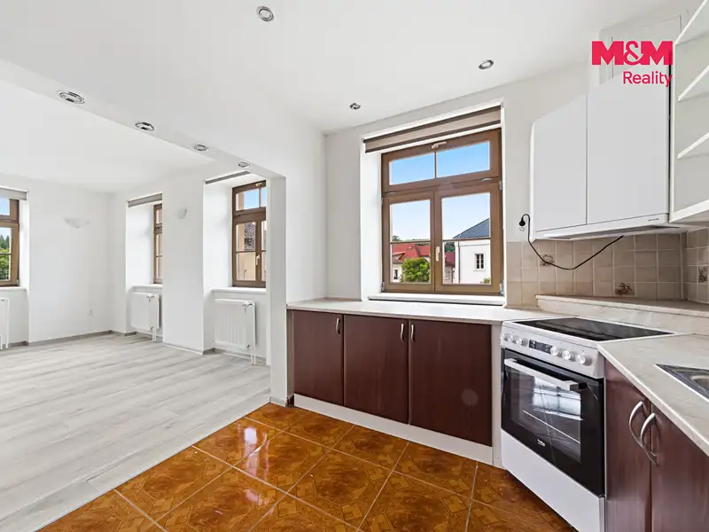 Prodej bytu 3+1 73 m², Dolní Čermná – náhled fotky 2