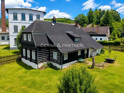 Prodej rodinného domu 280 m², pozemek 1200 m²