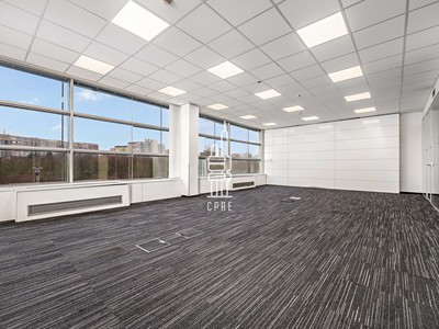 Pronájem komerčního prostoru, 1 012 m² (2 z 9)