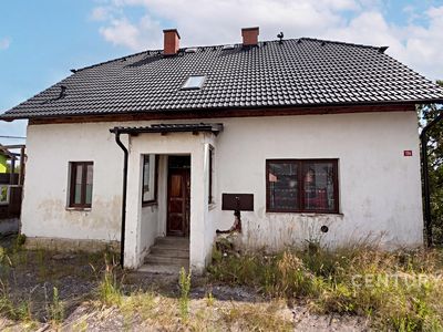 Prodej rodinného domu 300 m², pozemek 539 m²