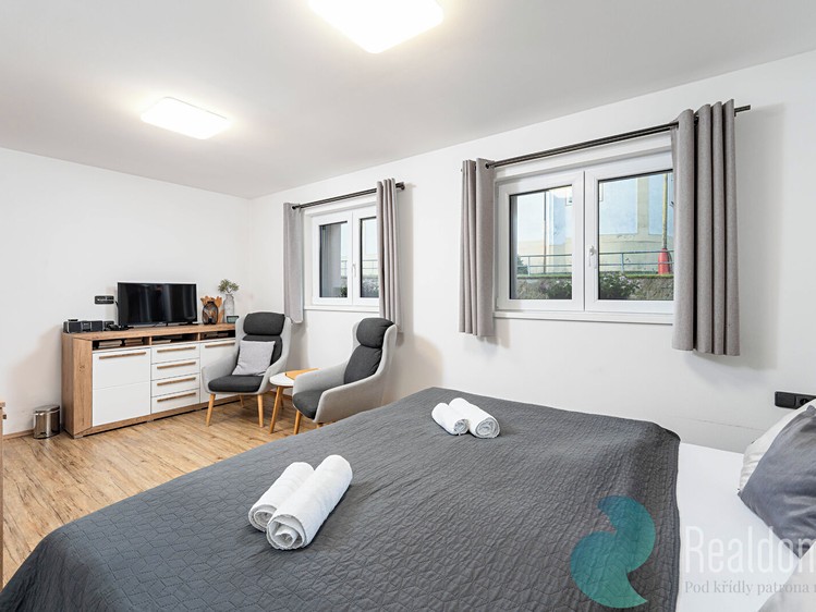 Комерційне приміщення на продаж, 953 м² (23 з 54)