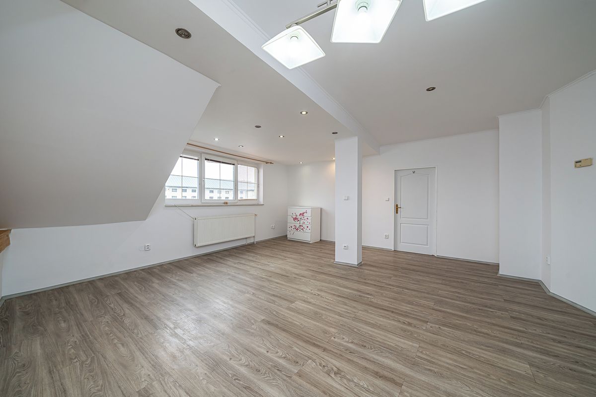 Prodej bytu 3+1 92 m²