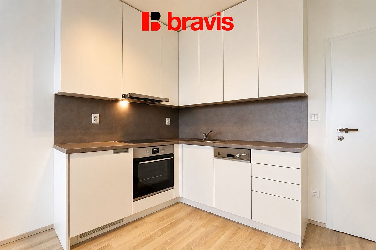 Pronájem bytu 1+kk 30 m²
