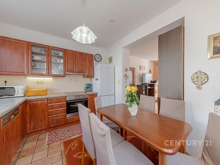 Prodej domu, 147 m² (2 z 45)