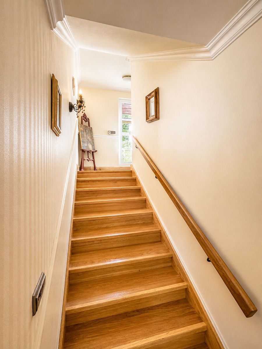 Prodej rodinného domu 420 m², pozemek 532 m² – fotografie 4