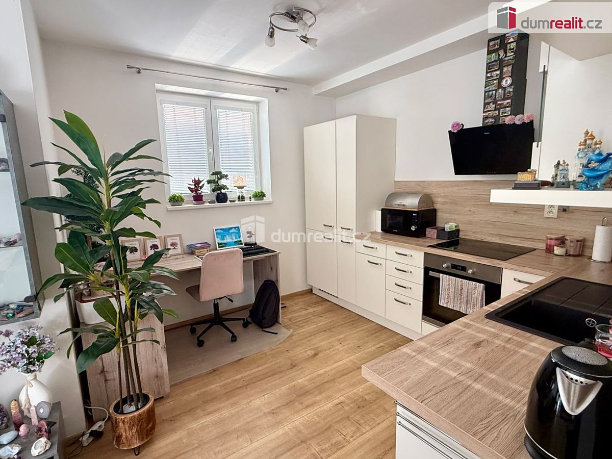 Pronájem bytu 2+kk 55 m² – fotografie 2
