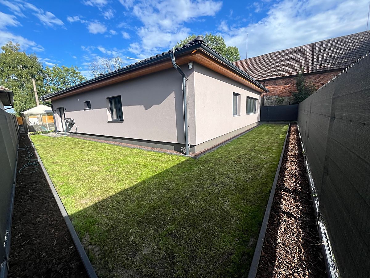 Prodej rodinného domu 156 m², pozemek 450 m² – fotografie 3