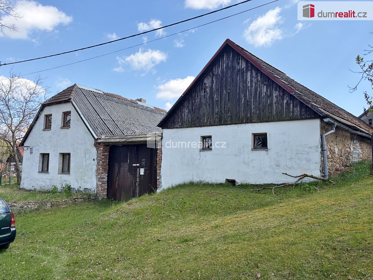 Prodej rodinného domu 464 m², pozemek 464 m²