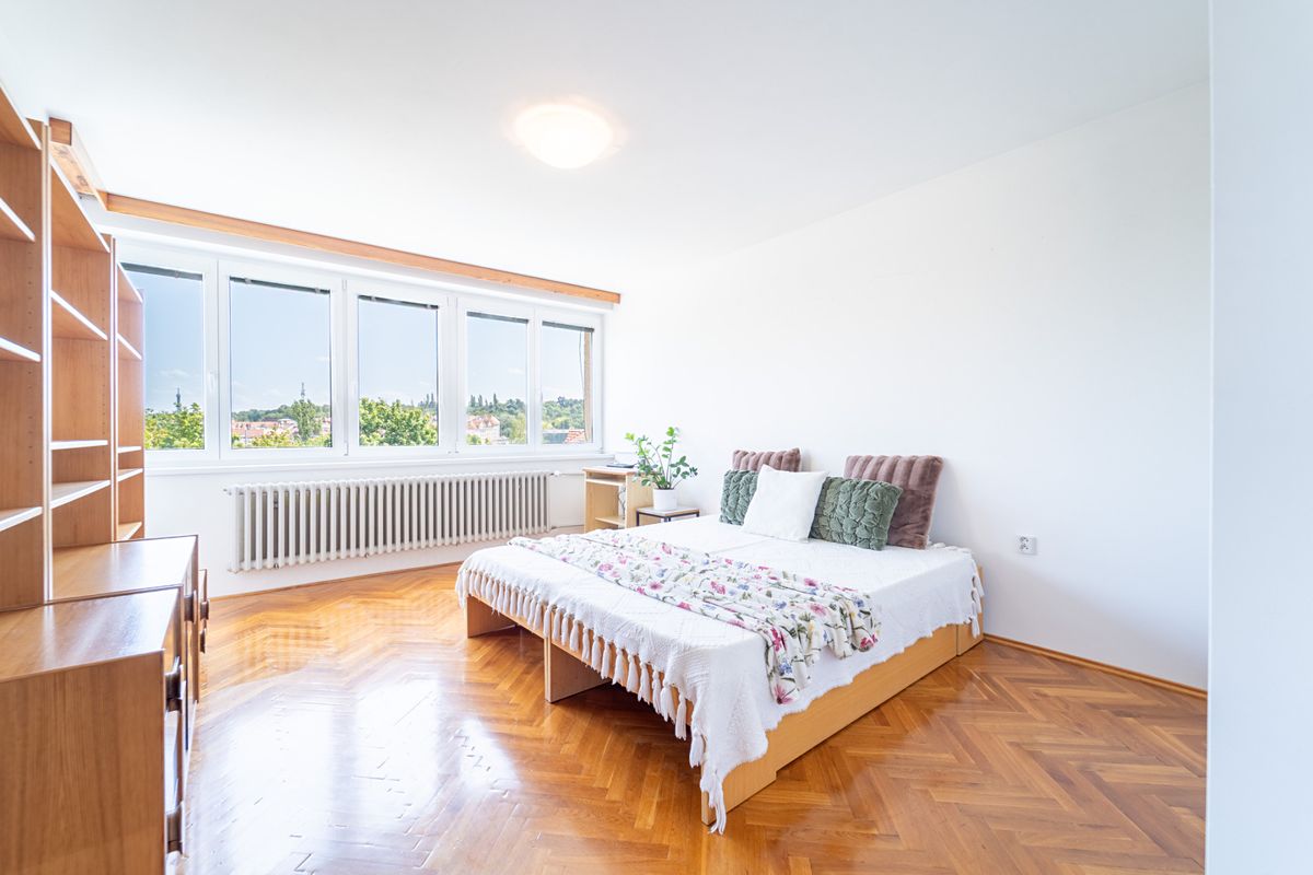 Prodej vícegeneračního domu 198 m², pozemek 317 m² – fotografie 3