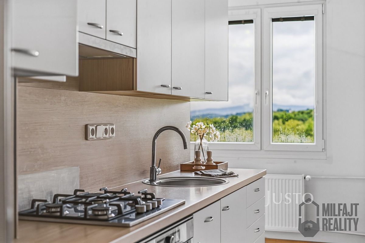 Prodej bytu 3+1 80 m² – fotografie 2