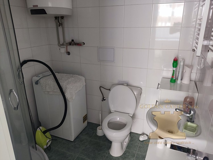Квартира 2+kk в оренду, 36 м² (16 з 16)