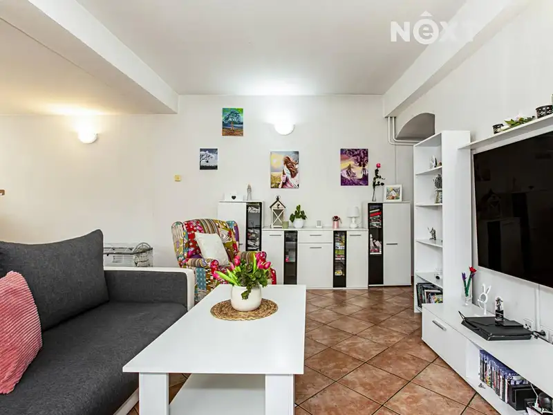 Prodej rodinného domu 265 m², pozemek 213 m², Kaplice – náhled fotky 2