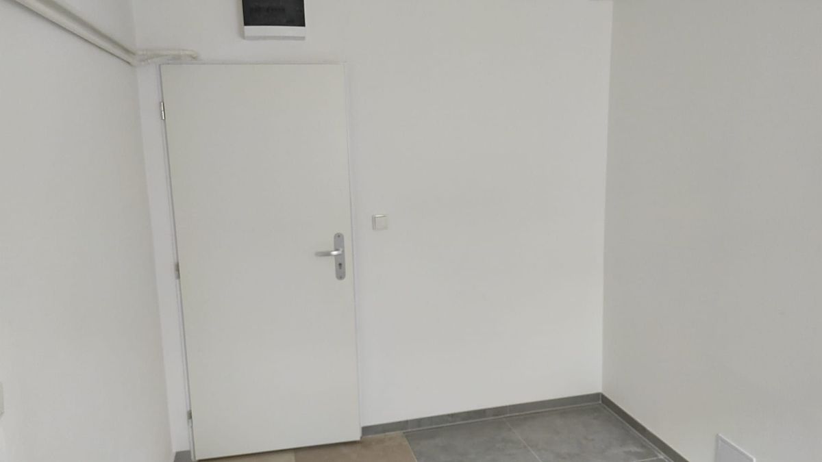 Pronájem bytu 2+kk 36 m² – fotografie 3