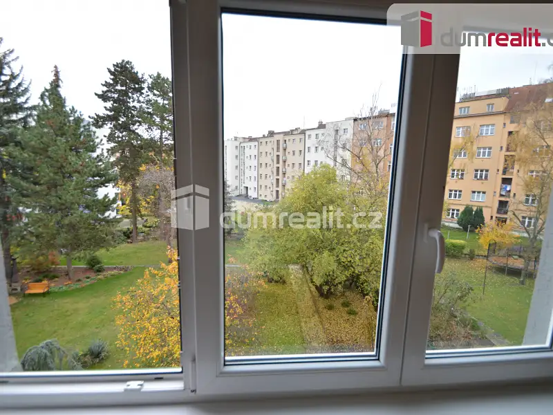 Pronájem bytu 2+kk 67 m², Praha – náhled fotky 3