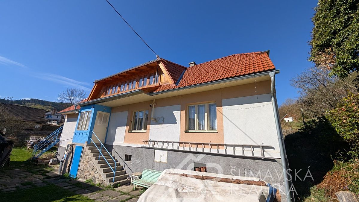 Prodej rodinného domu 180 m², pozemek 6755 m² – fotografie 3
