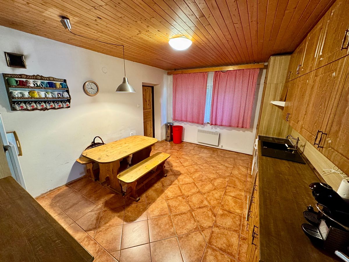 Prodej chaty 200 m², pozemek 225 m² – fotografie 3