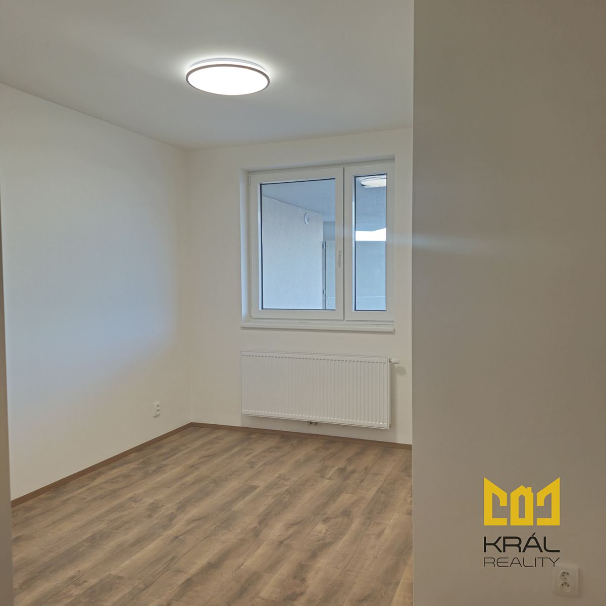 Pronájem bytu 2+kk 67 m² – fotografie 2