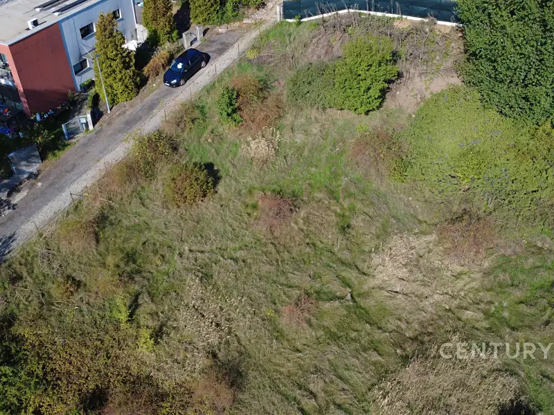 Prodej stavebního pozemku 893 m², Králův Dvůr – náhled fotky 3