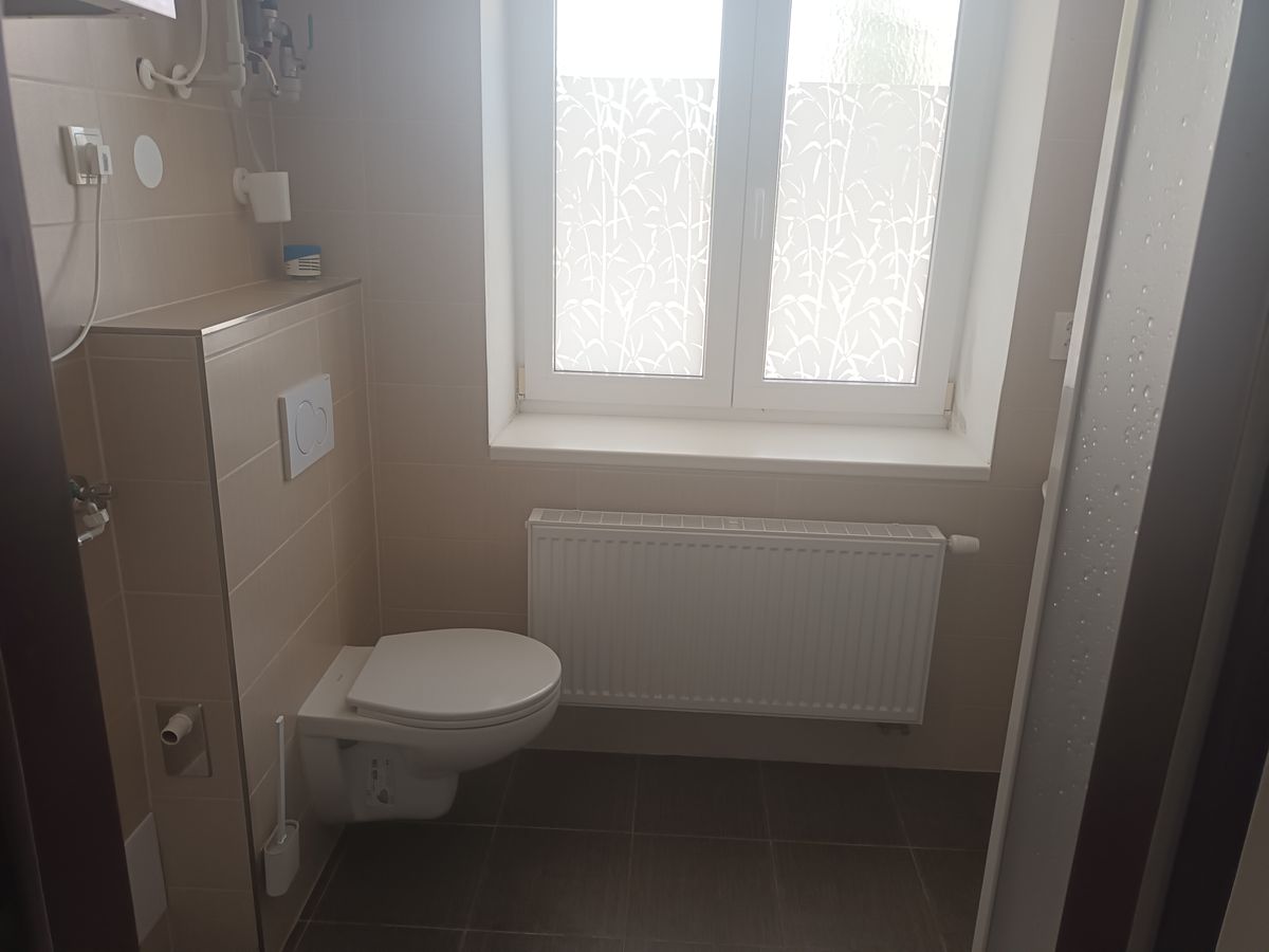 Pronájem bytu 2+1 72 m² – fotografie 4