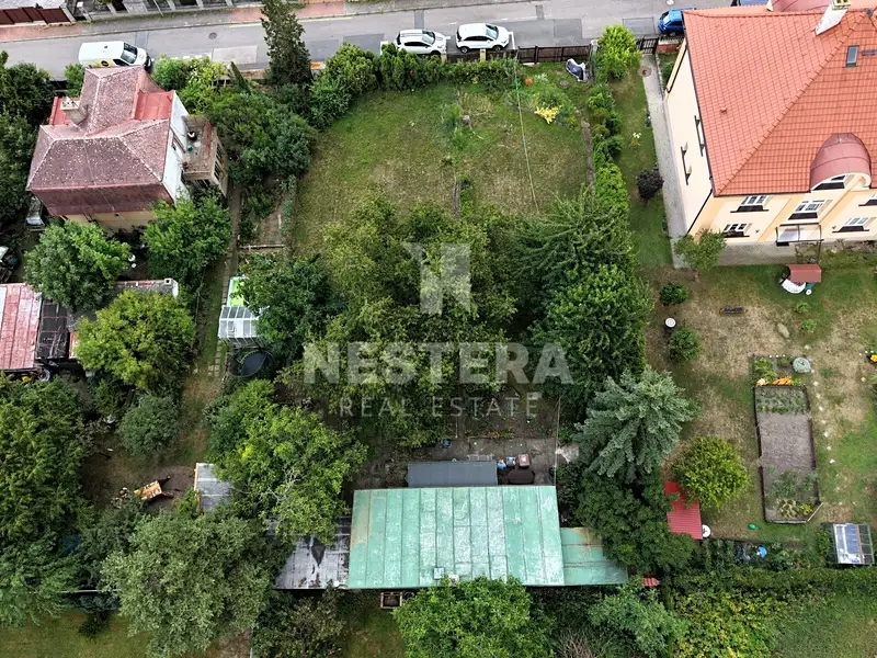 Prodej stavebního pozemku 834 m², Praha – náhled fotky 3