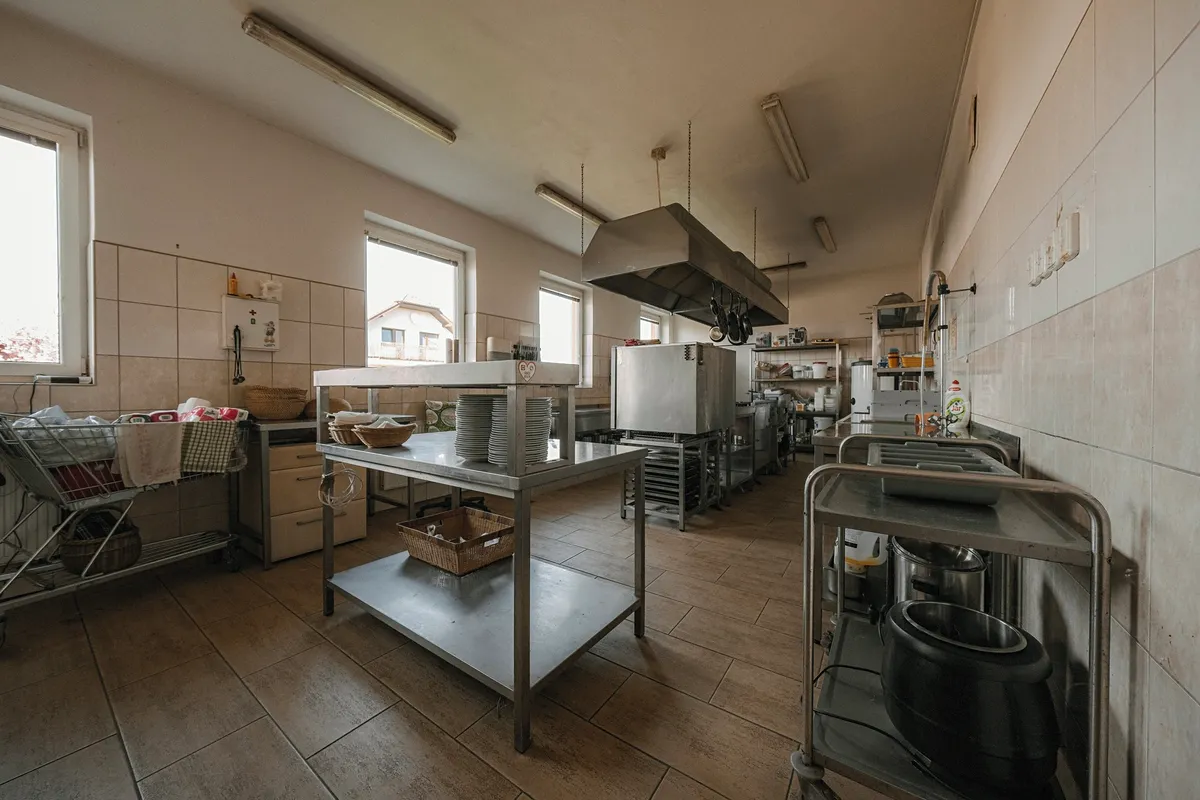 Prodej rodinného domu 280 m², pozemek 8138 m² — fotografie 13