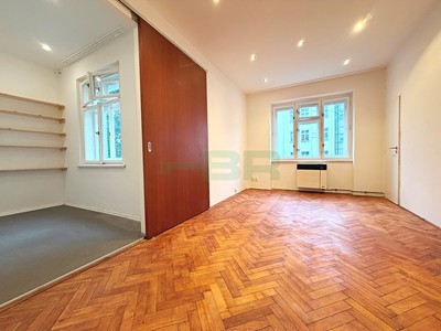 Pronájem bytu 2+kk 38 m²