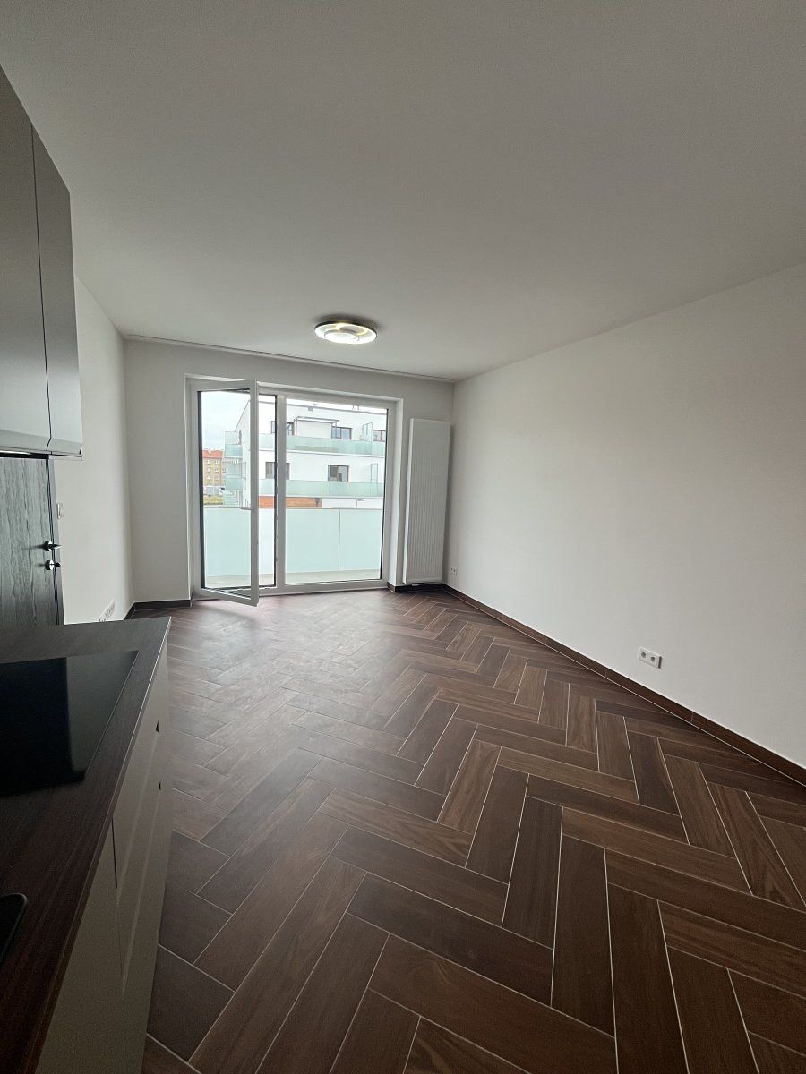 Pronájem bytu 2+kk 47 m² – fotografie 5