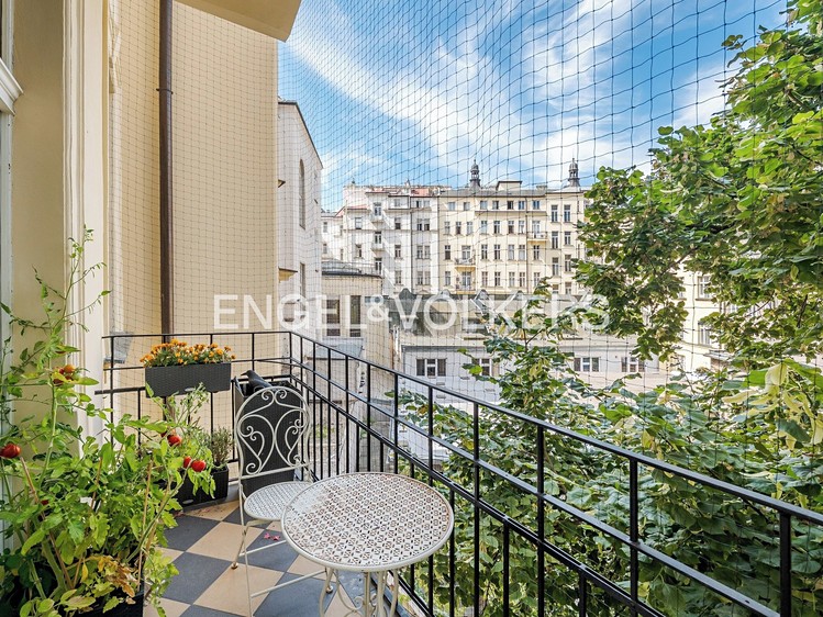 Pronájem bytu 3+1, 126 m² (4 z 11)