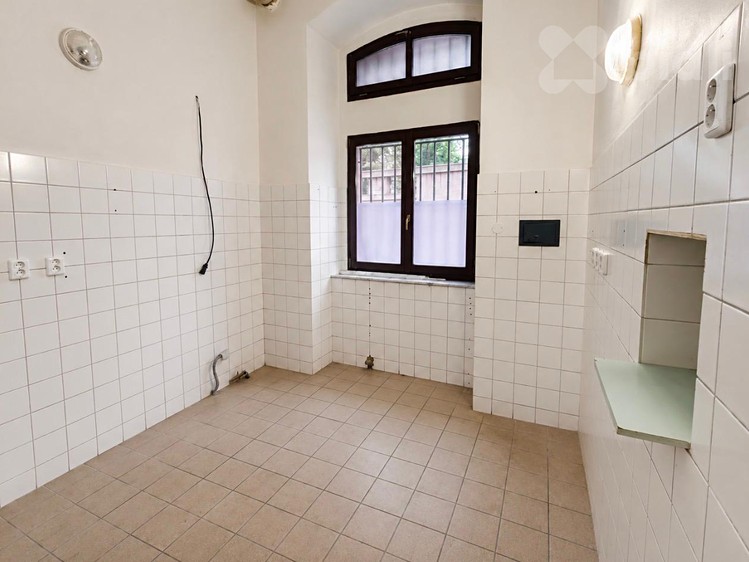 Комерційне приміщення в оренду, 151 м² (4 з 10)