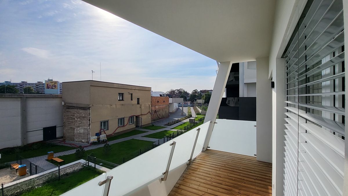 Pronájem bytu 2+kk 51 m² – fotografie 4