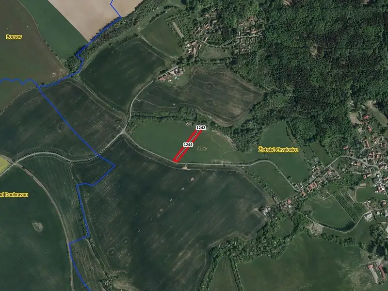 Prodej pole 3358 m², Žlebské Chvalovice – náhled fotky 2