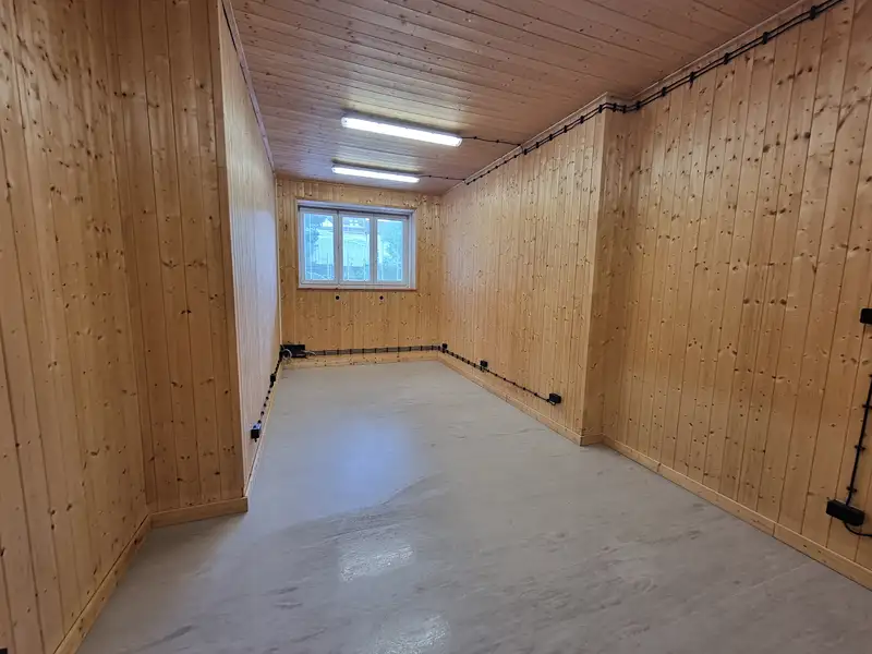 Pronájem skladového prostoru 156 m², Zlín – náhled fotky 1