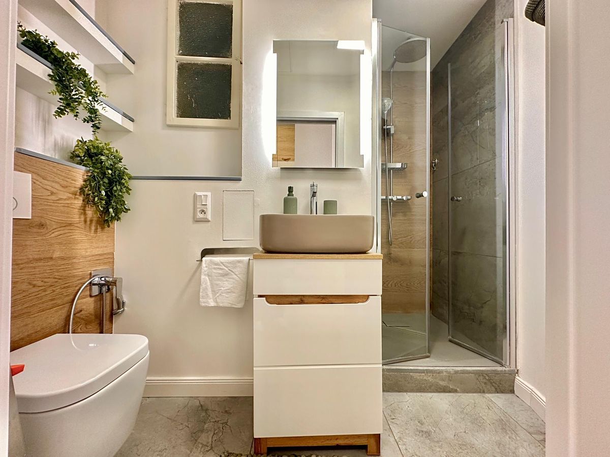 Pronájem bytu 1+kk 27 m² – fotografie 3