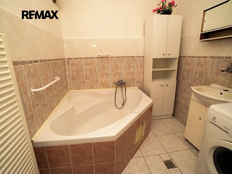 Prodej domu, 226 m² (10 z 36)