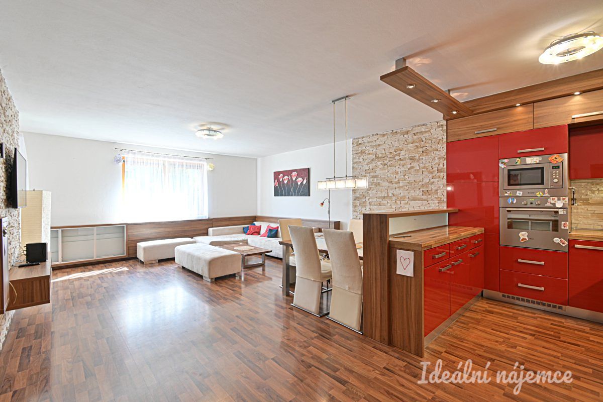 Pronájem bytu 3+kk 88 m²