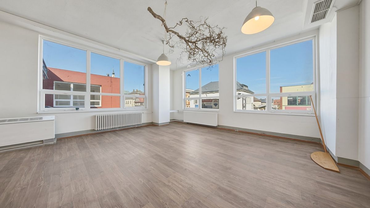 Pronájem kanceláře 110 m²